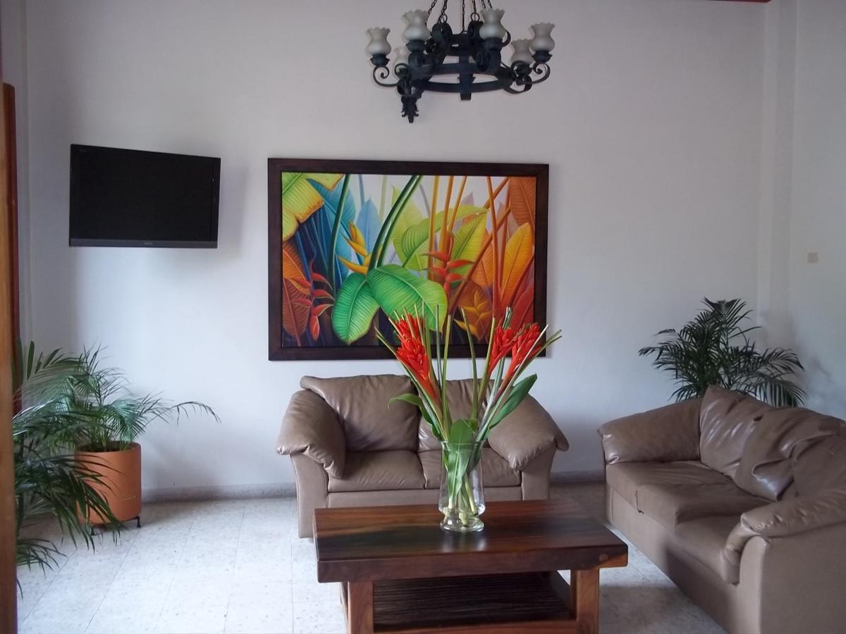 Hotel Valdivia Plaza Jardín Eksteriør bilde