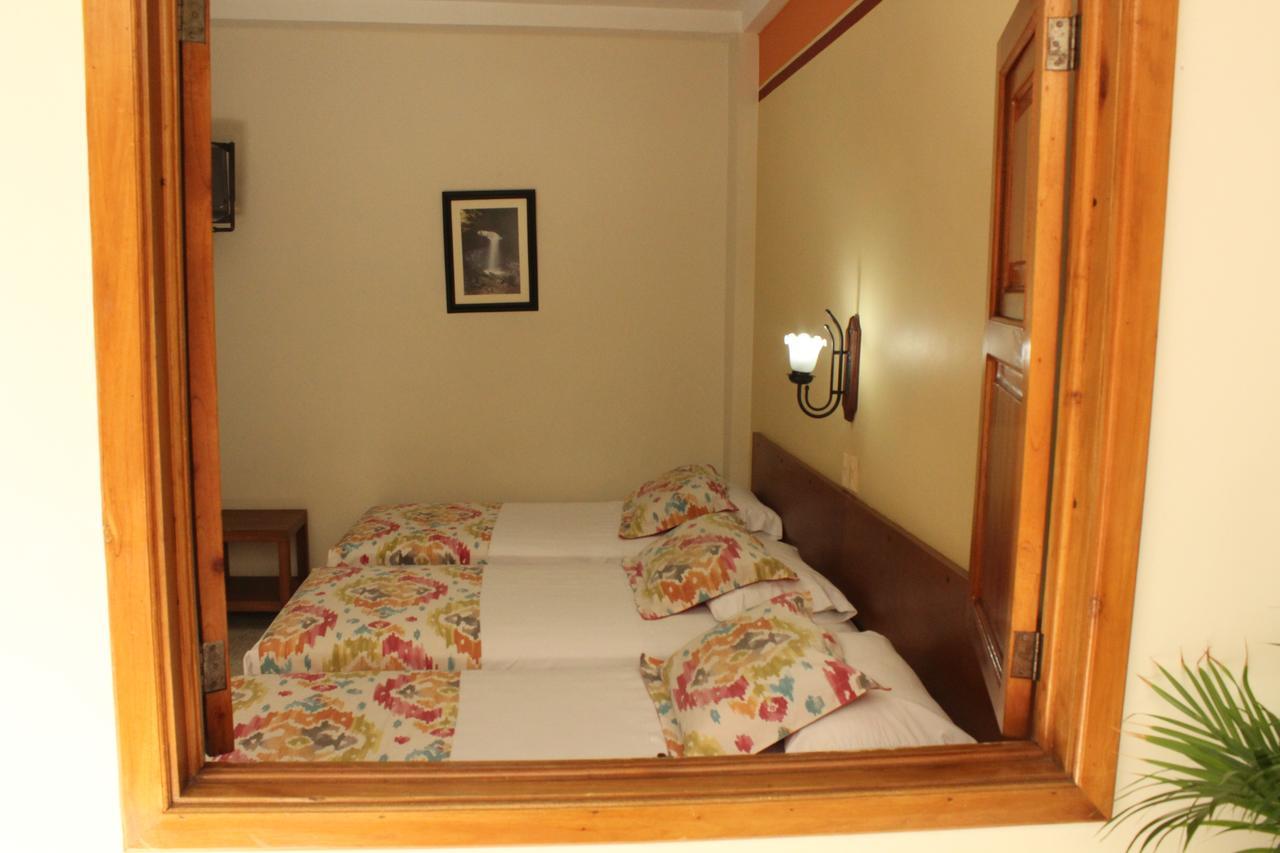 Hotel Valdivia Plaza Jardín Eksteriør bilde