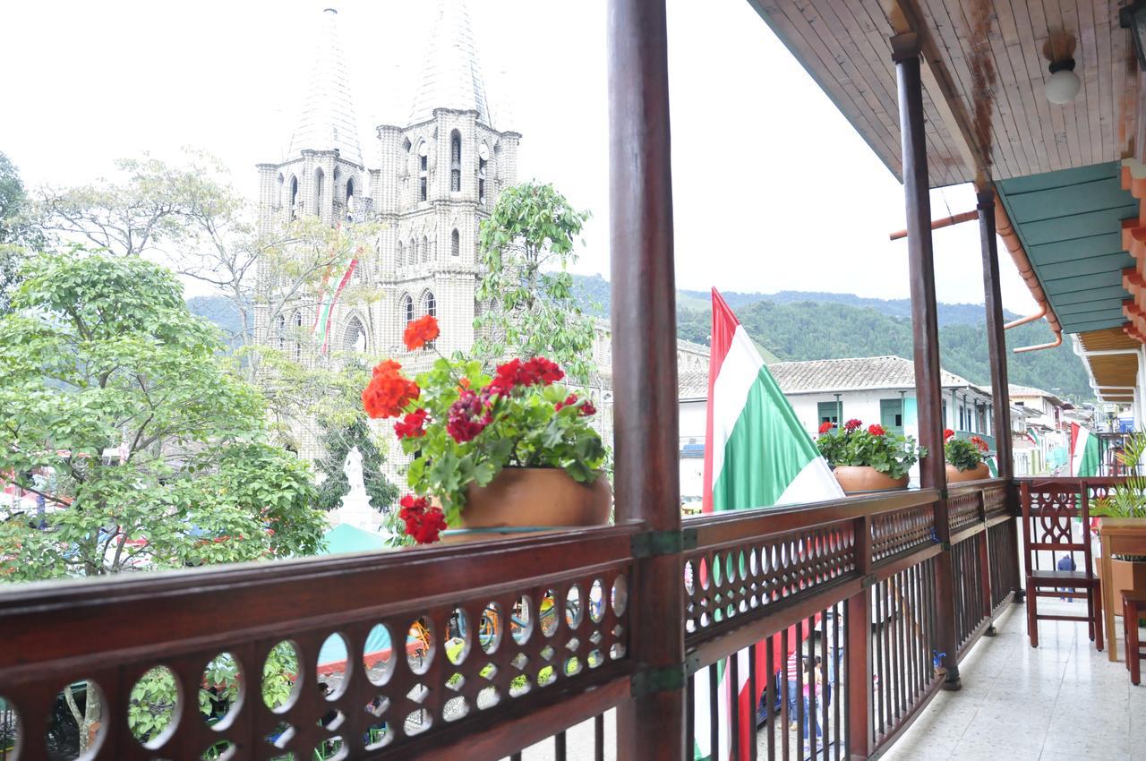 Hotel Valdivia Plaza Jardín Eksteriør bilde