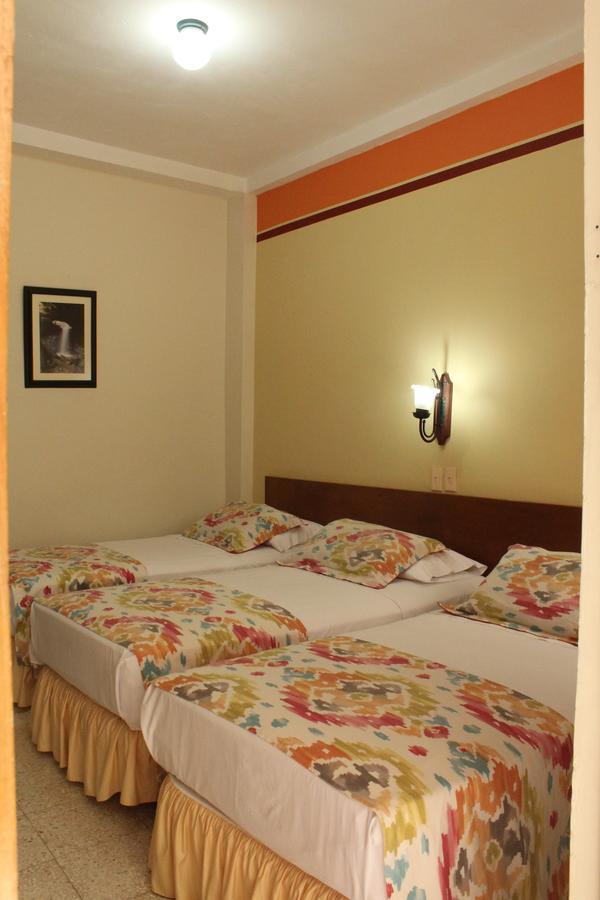 Hotel Valdivia Plaza Jardín Eksteriør bilde